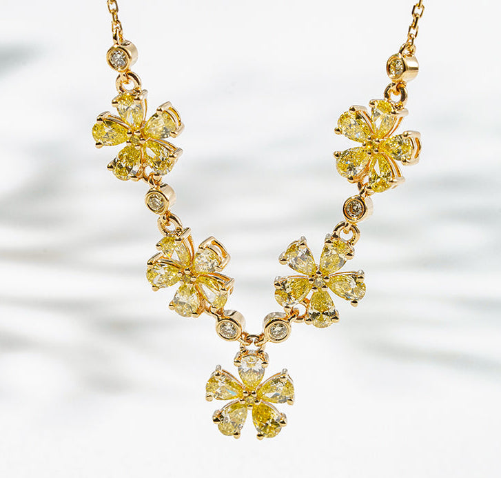 18K Yellow Gold Diamond Necklace