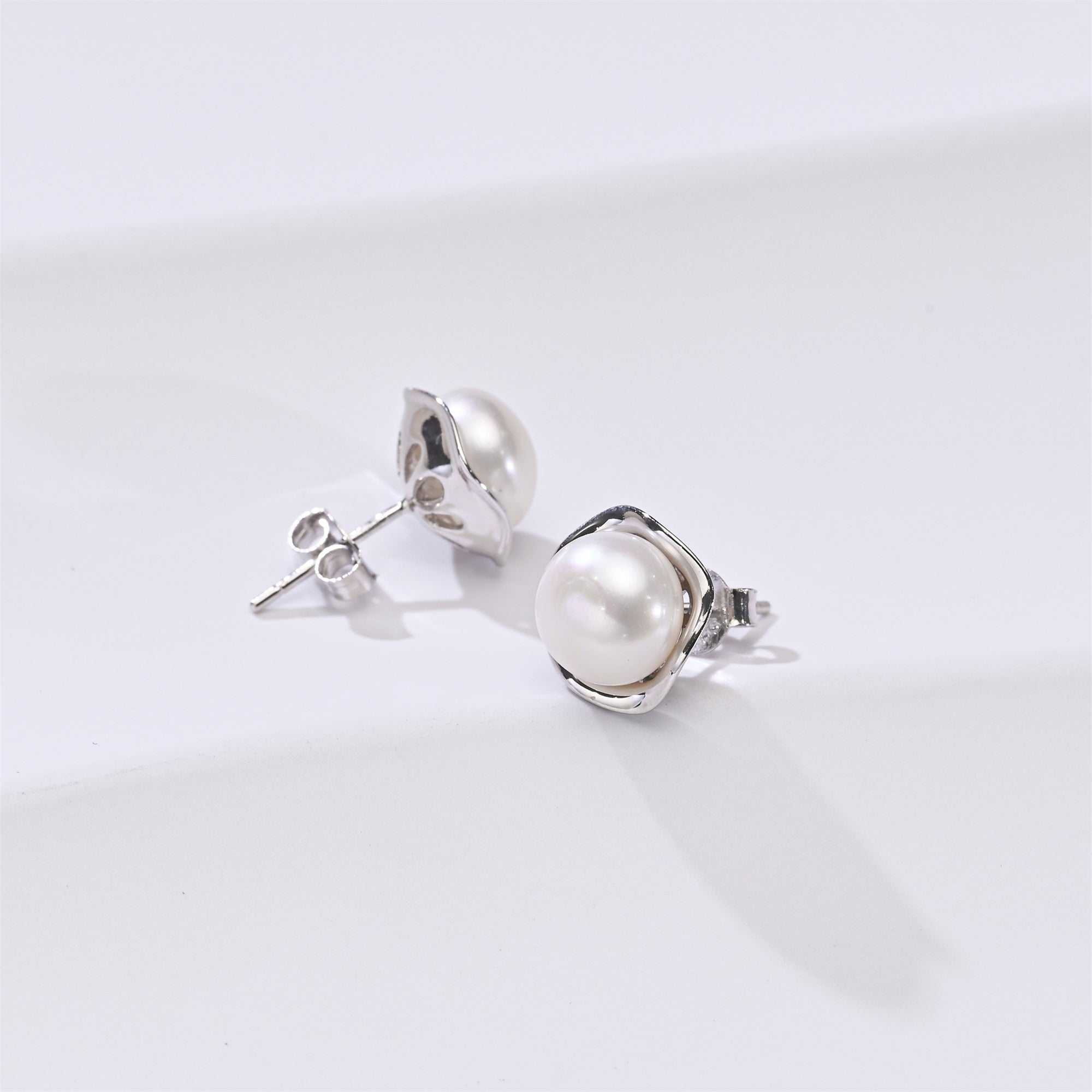 Perlore Freshwater Tulip Studs Button Pearl in Sterling Silver