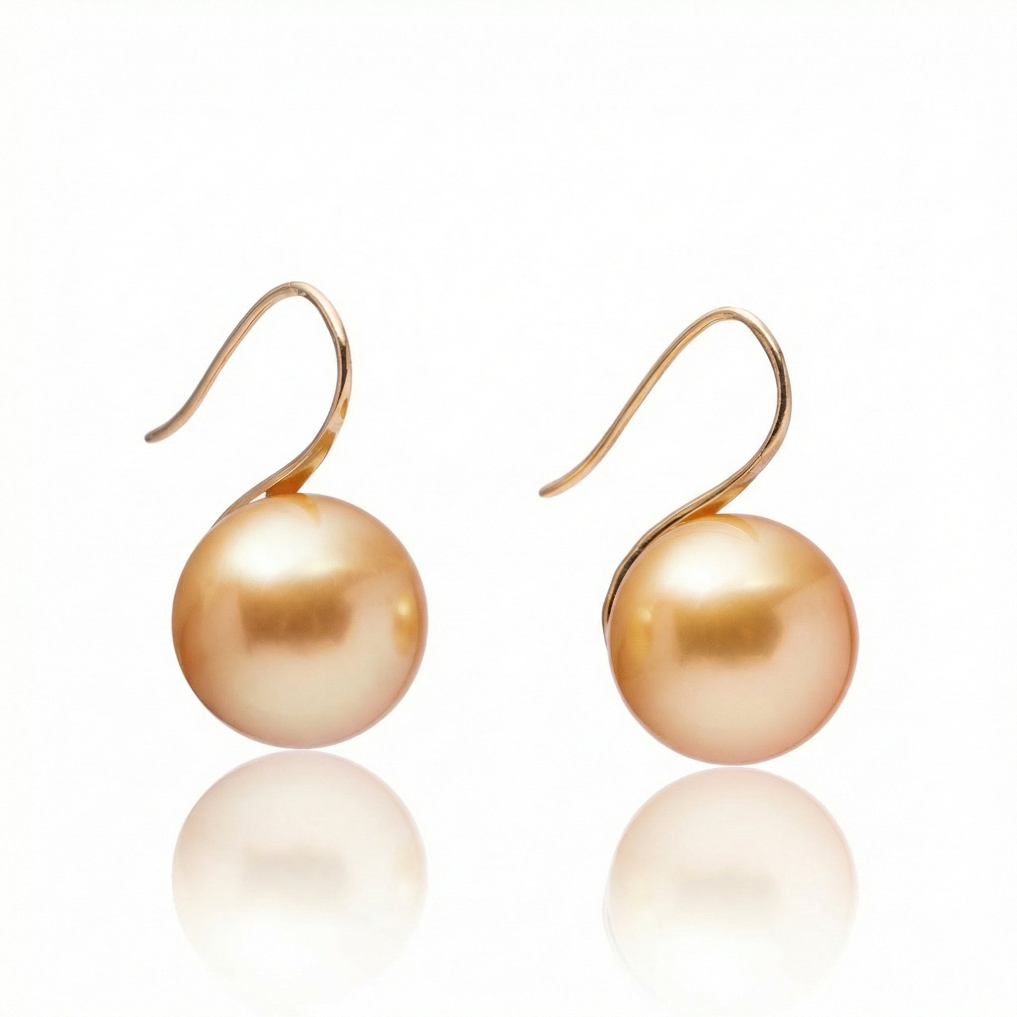 Perlore 18K Yellow Gold South Sea Pearl Filigree Hook Earrings 12.5mm Round (Guild Noble)