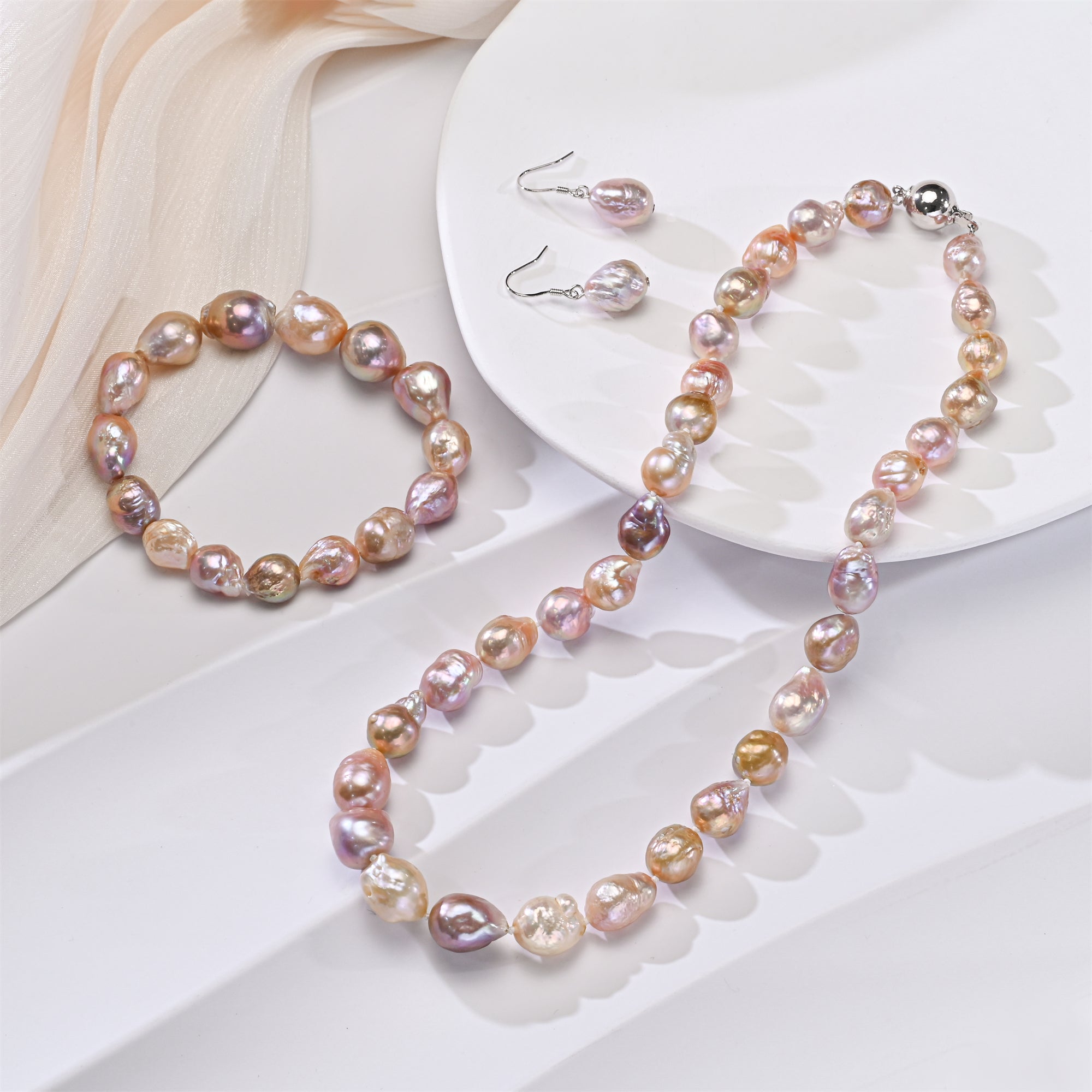 Perlore Lustrous 9-11mm Baroque Freshwater Pearl Set | AA Grade