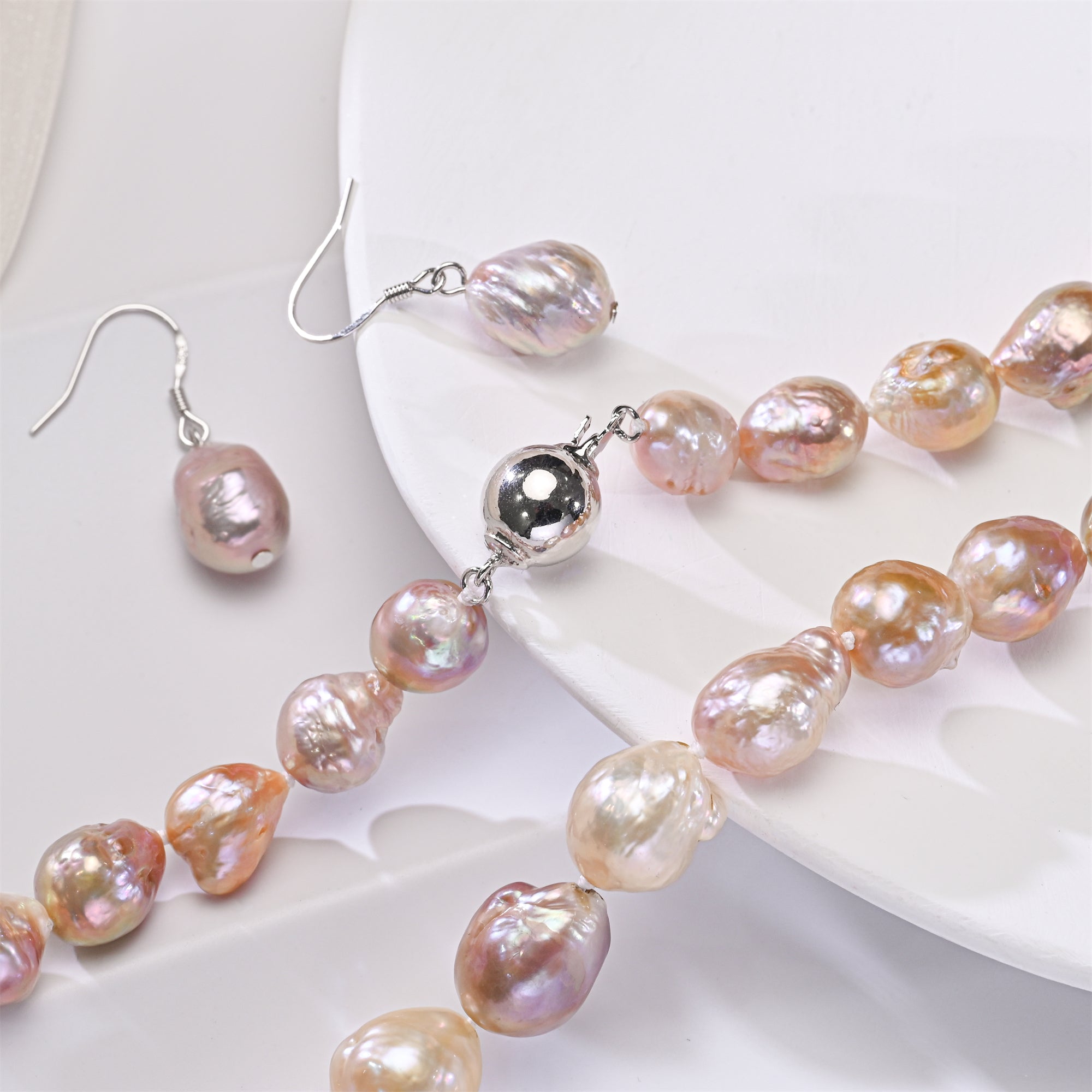 Perlore Lustrous 9-11mm Baroque Freshwater Pearl Set | AA Grade