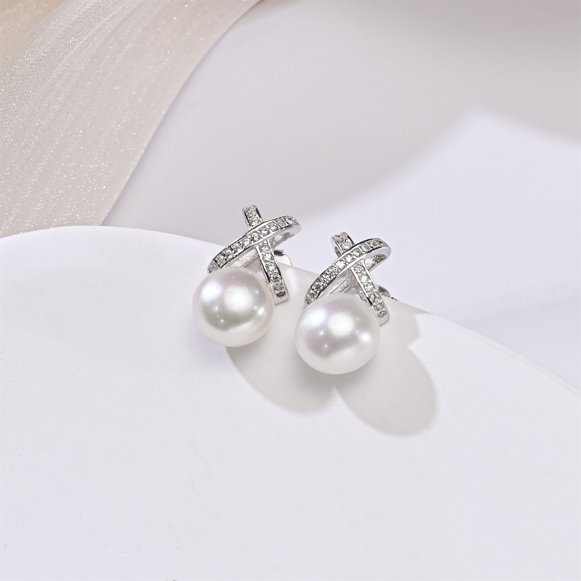 Perlore Freshwater Serene Interlace Button Pearl Studs