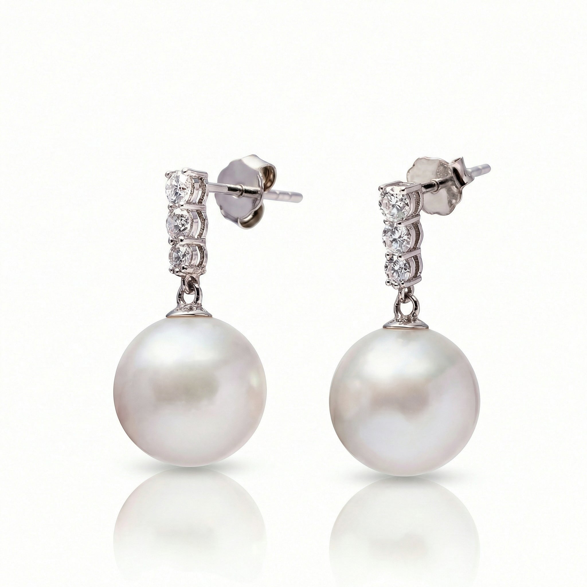 Perlore 18K White Gold Diamond 10.5-11mm South Sea Pearl  Earrings – Guild Certified *